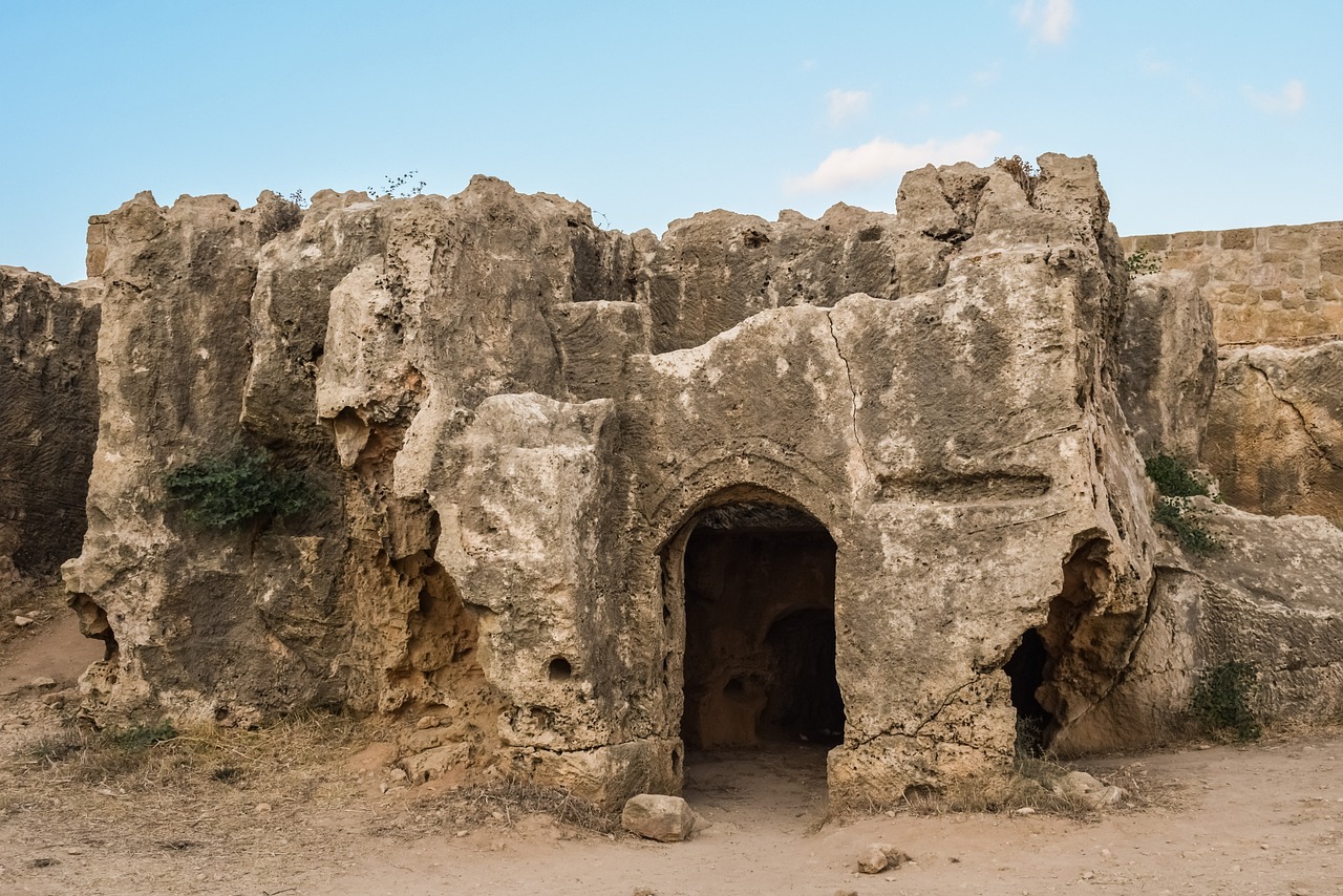 Engaging with Communities in Contemporary Archaeological Work